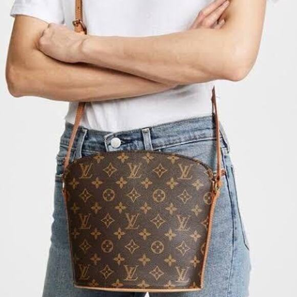 ⭐🔥AUTHENTIC🔥⭐Louis Vuitton Drouot Crossbody - Picture 1 of 15